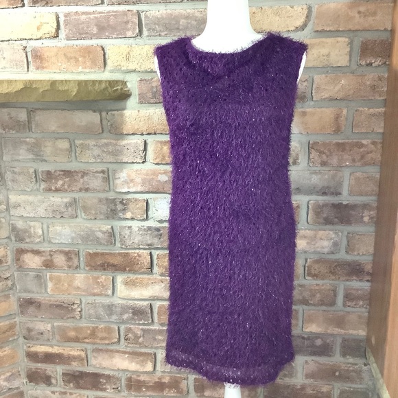 Badgley Mischka Dresses & Skirts - Badgley Mischka Faux-Feather Eyelet Cocktail Dress 30